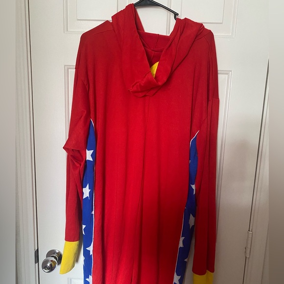 Wonder Woman onesie women’s plus size 2XL - Picture 3 of 5